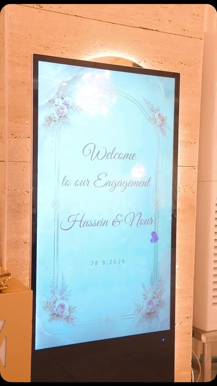 Engagement reel with welcome screen and buffet