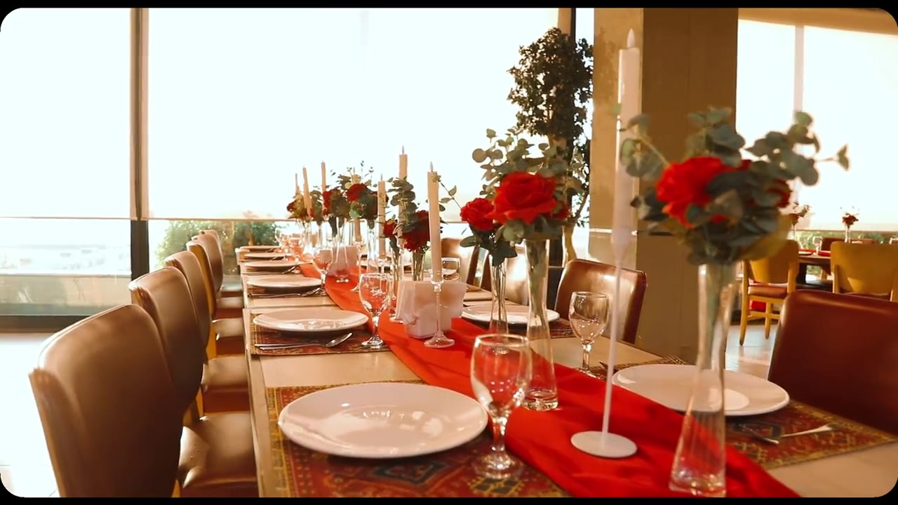 Henna night film of the red-themed hall